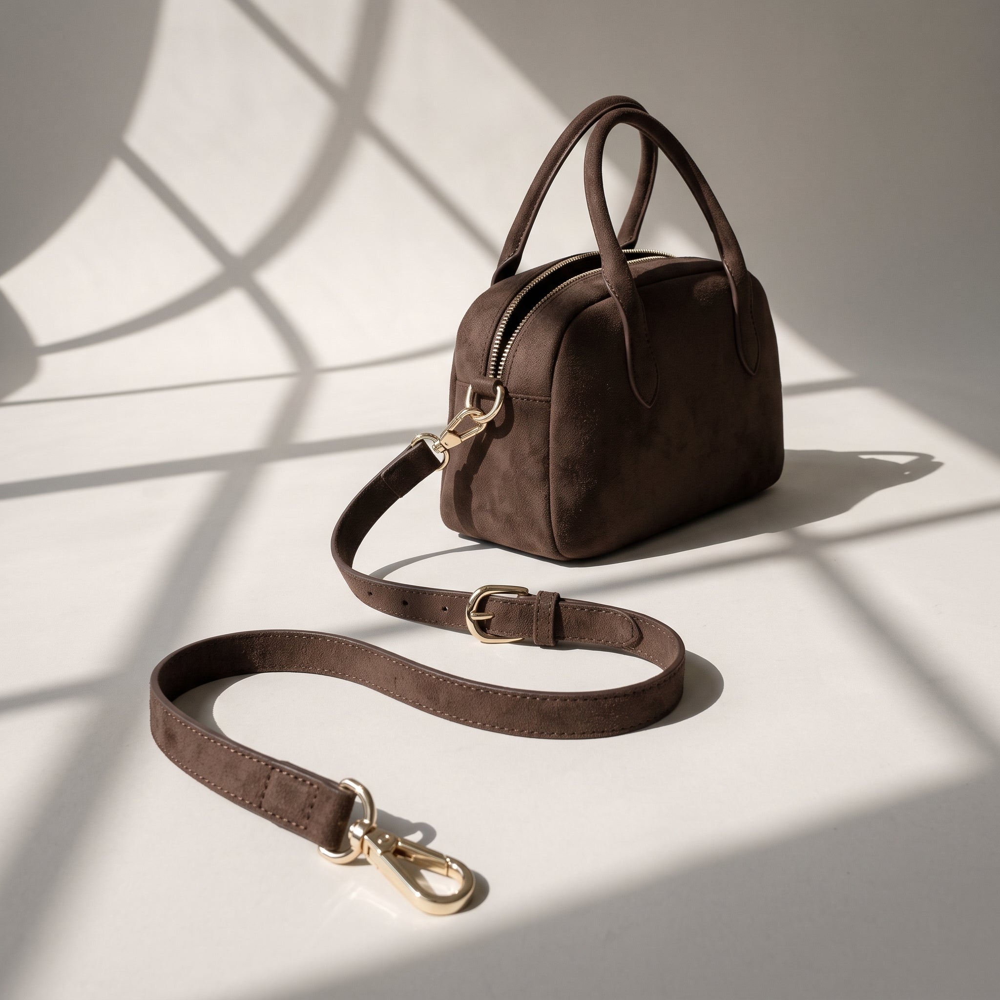 skyla_vegan_handbags_3.jpg