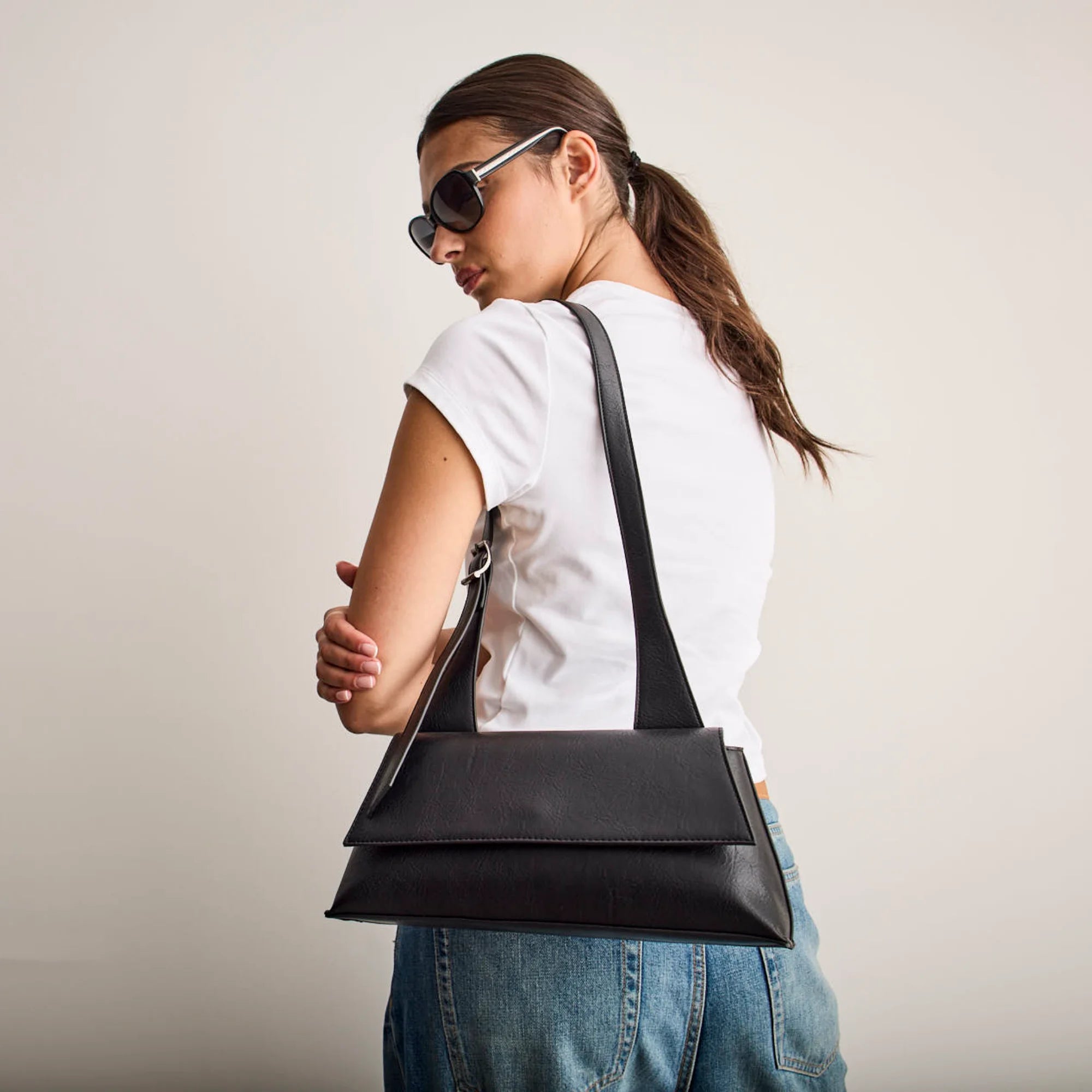 SOPHIA sac à épaule baguette, vegan - Noir